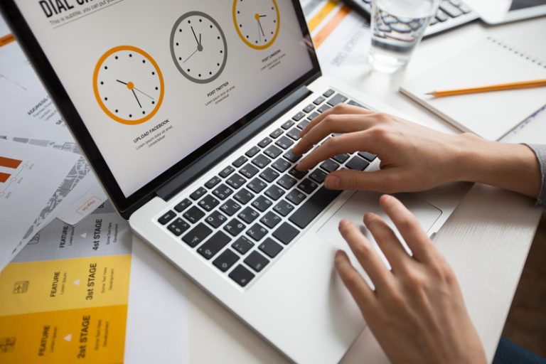 Mettre en lumière les temps consommés en entreprise grâce au time tracking